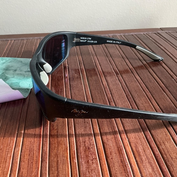 Maui Jim Local Kine Polarized Sunglasses - Picture 5 of 8